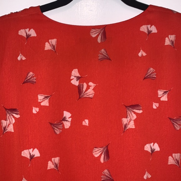 BR Crossfront Blouse Medium - Picture 9 of 9